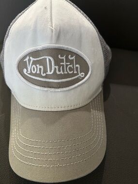 Von Dutch Mesh Snapback Trucker Hat GREY/WHITE